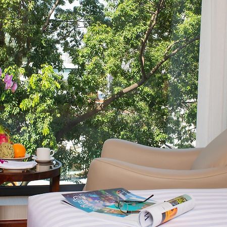 Orchids Saigon Hotel Хошимин Екстериор снимка