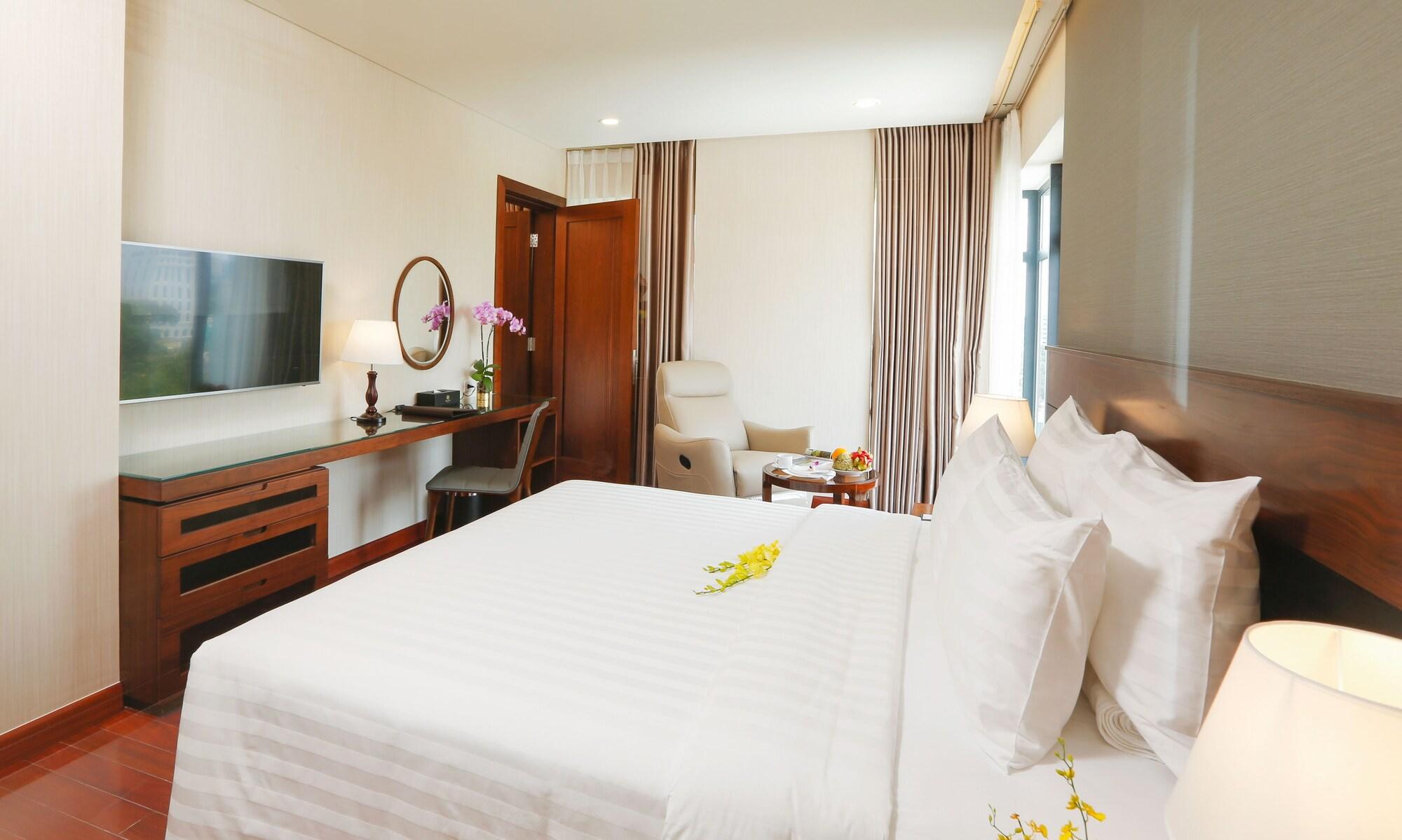 Orchids Saigon Hotel Хошимин Екстериор снимка