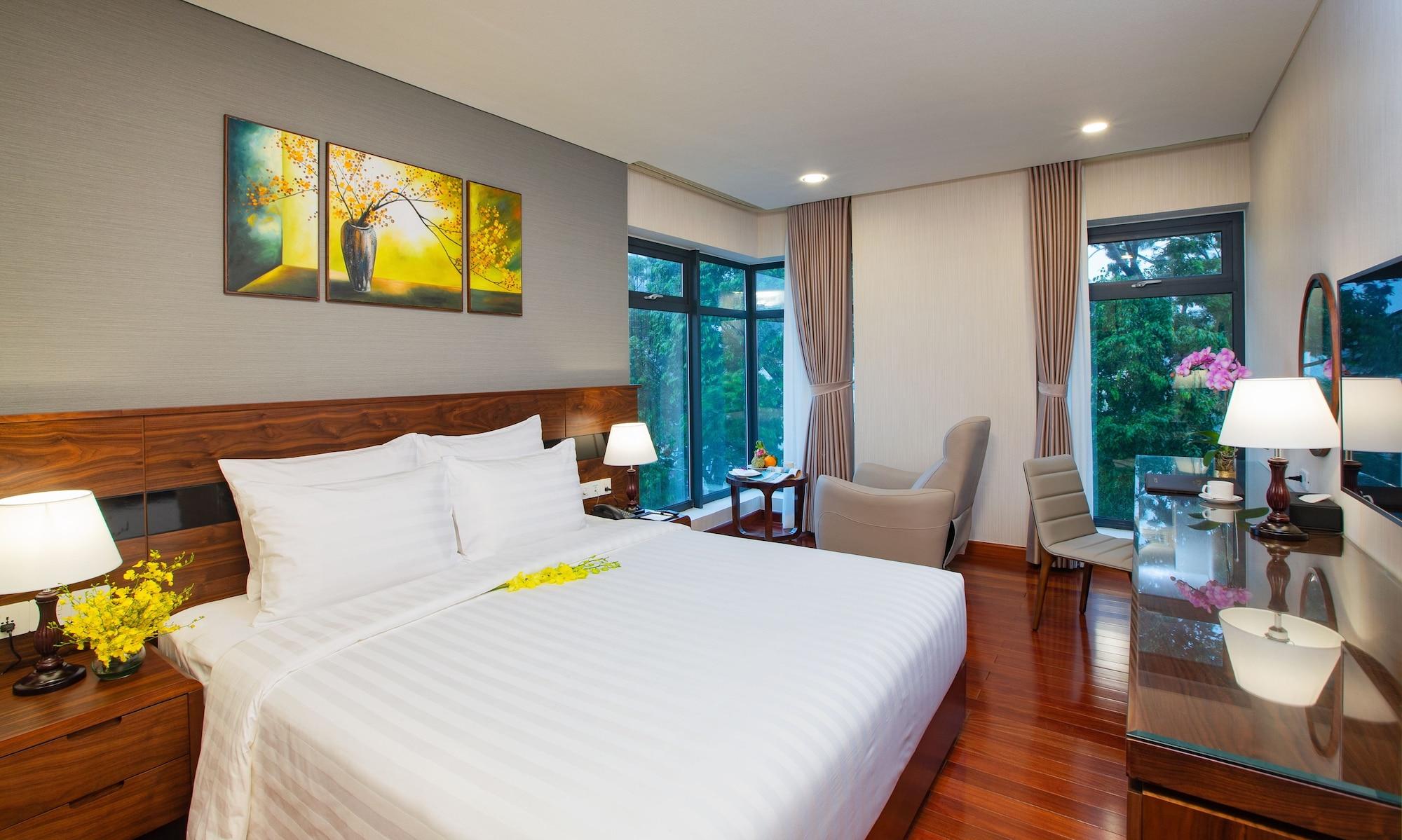 Orchids Saigon Hotel Хошимин Екстериор снимка