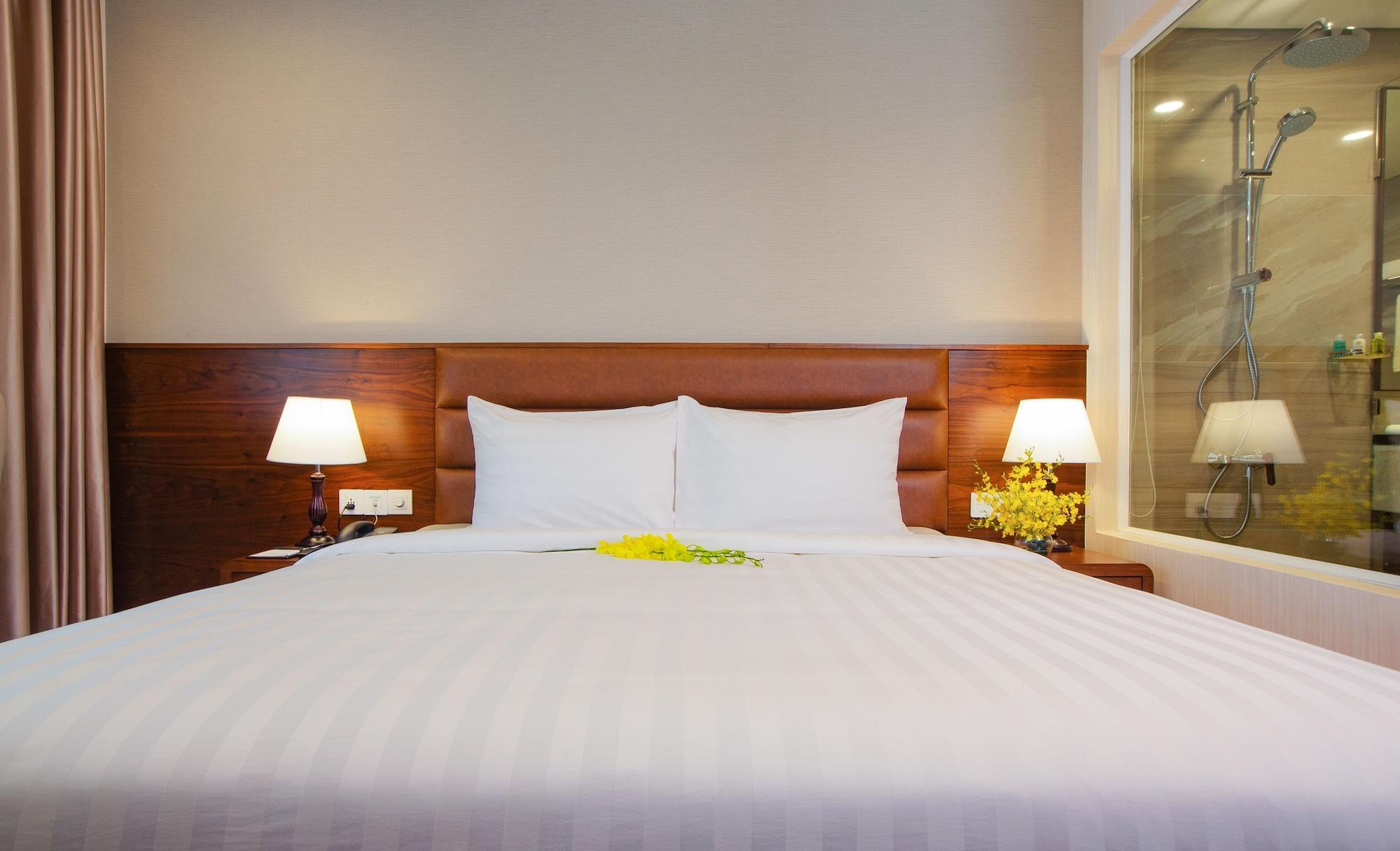 Orchids Saigon Hotel Хошимин Екстериор снимка
