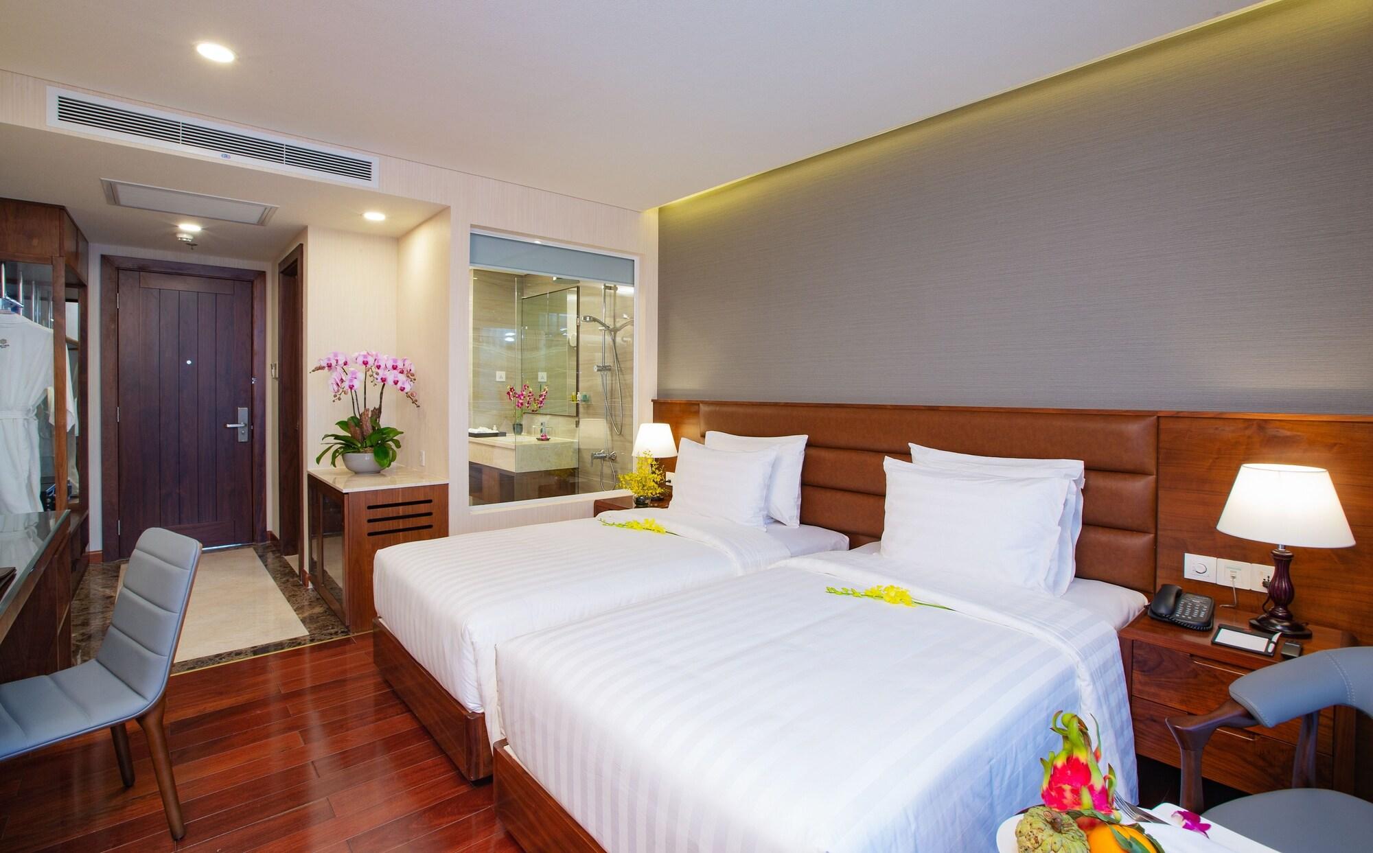 Orchids Saigon Hotel Хошимин Екстериор снимка