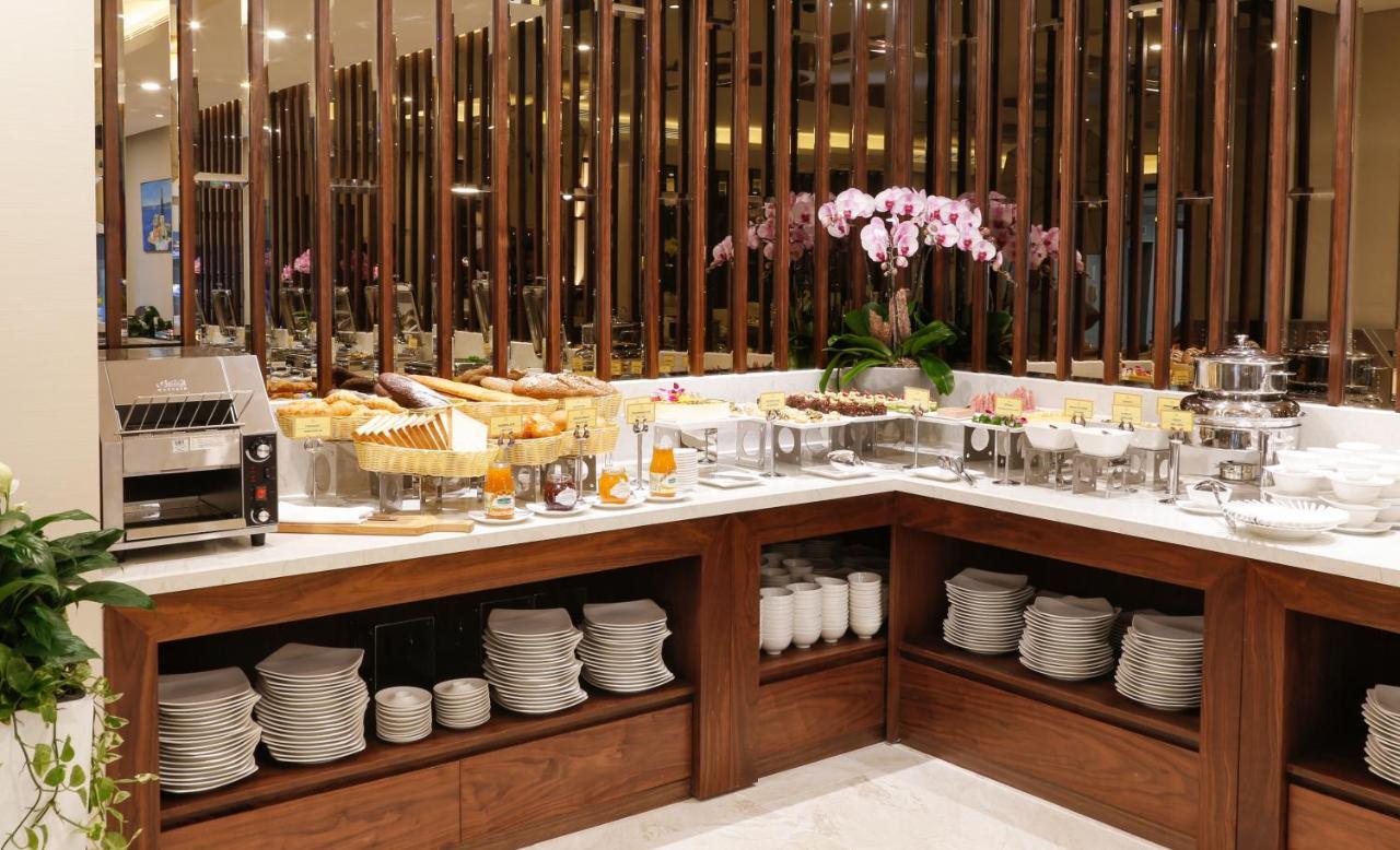 Orchids Saigon Hotel Хошимин Екстериор снимка