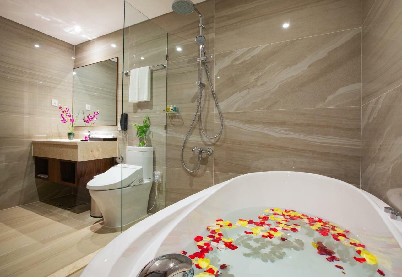 Orchids Saigon Hotel Хошимин Екстериор снимка